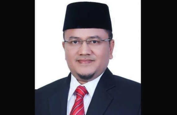 ketua dpd pan kota jambi maulana.