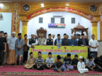 dr maulana bersama forum rt kota jambi sholat subuh berjama'ah di masjid jami'atul umat.