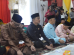 Pj Bupati Muaro Jambi, Bachyuni Deliansyah menghadiri langsung prosesi penganugerahkan gelar adat Melayu Jambi