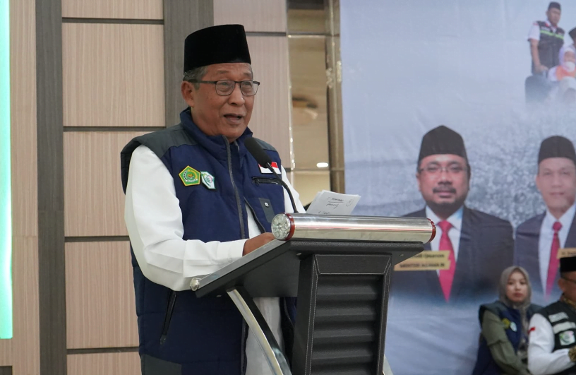 Wakil Gubernur Jambi, Abdullah Sani saat Lepas JCH Kloter 22.