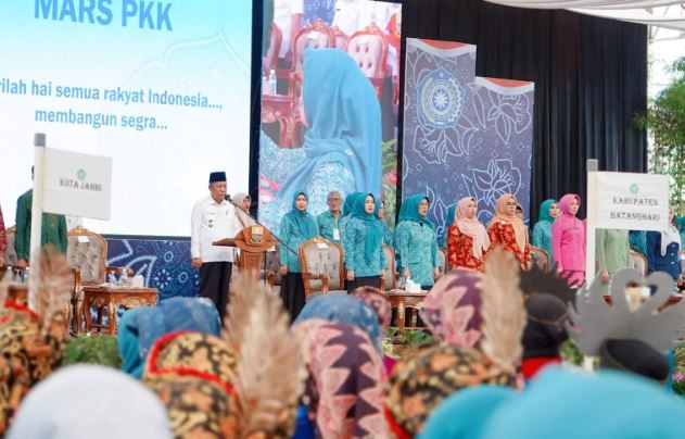 wagub pada pembukaan jambore tp pkk tingkat provinsi  jambi, bertempat di ev garden, pall merah  kota jambi