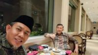 h abdul rahman (kiri) bersama sy fasha (kanan).