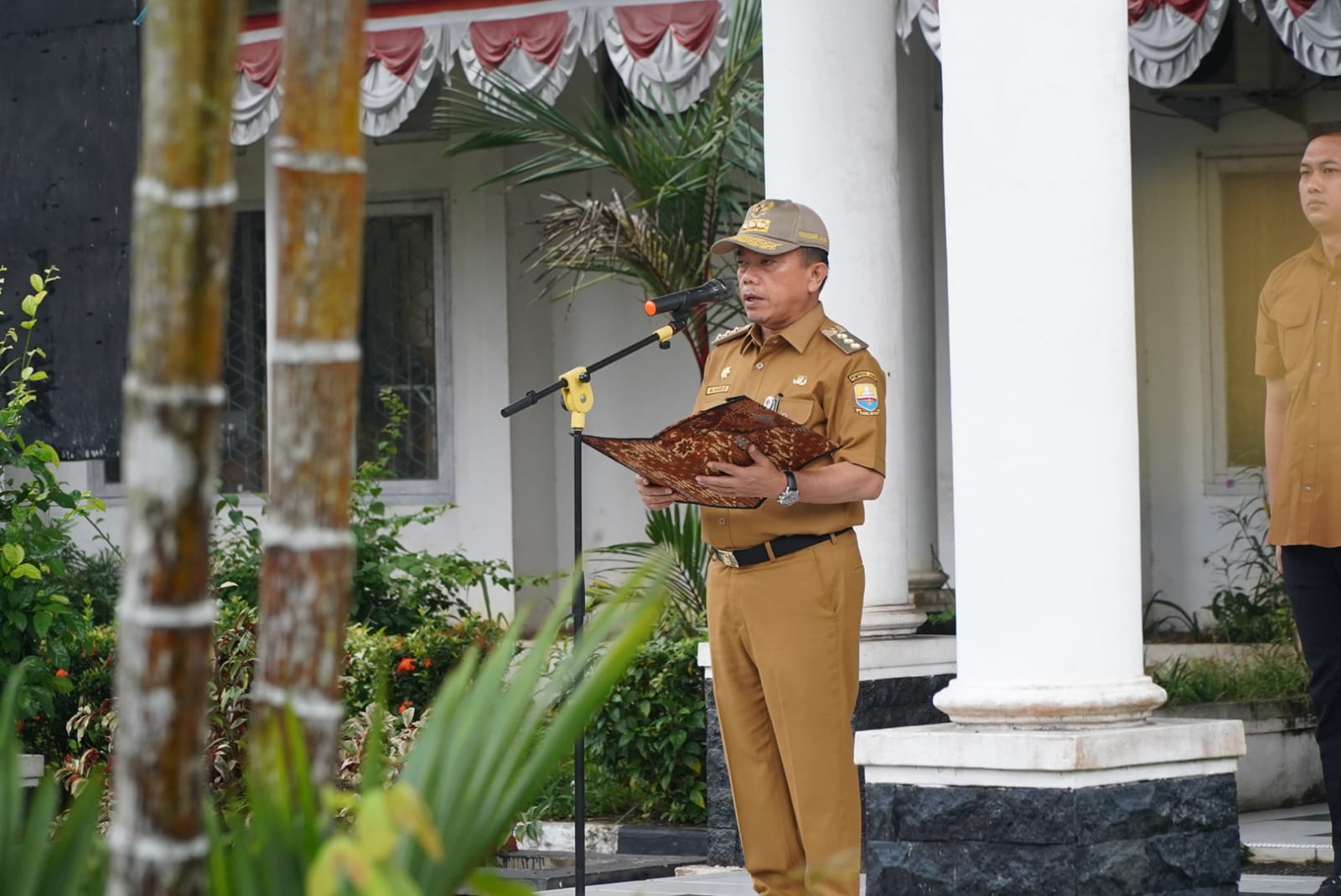 gubernur jambi al haris
