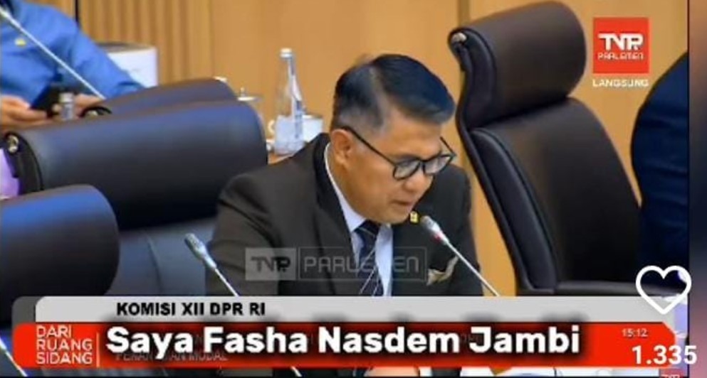 Anggota DPR RI dapil Jambi, Sy Fasha menyatakan bahwa, saat ini di Provinsi Jambi banyak permasalahan untuk investasi terkait dengan perizinan.