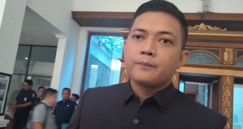 Ketua DPRD Provinsi Jambi Sementara, M. Hafiz Fattah mengimbau seluruh masyarakat Jambi agar tetap menjaga suasana damai dan kondusifitas selama tahapana Pemilihan Kepala Daerah (Pilkada) di Jambi.