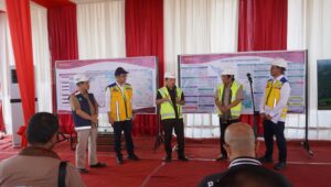gubernur al haris tinjau tol
