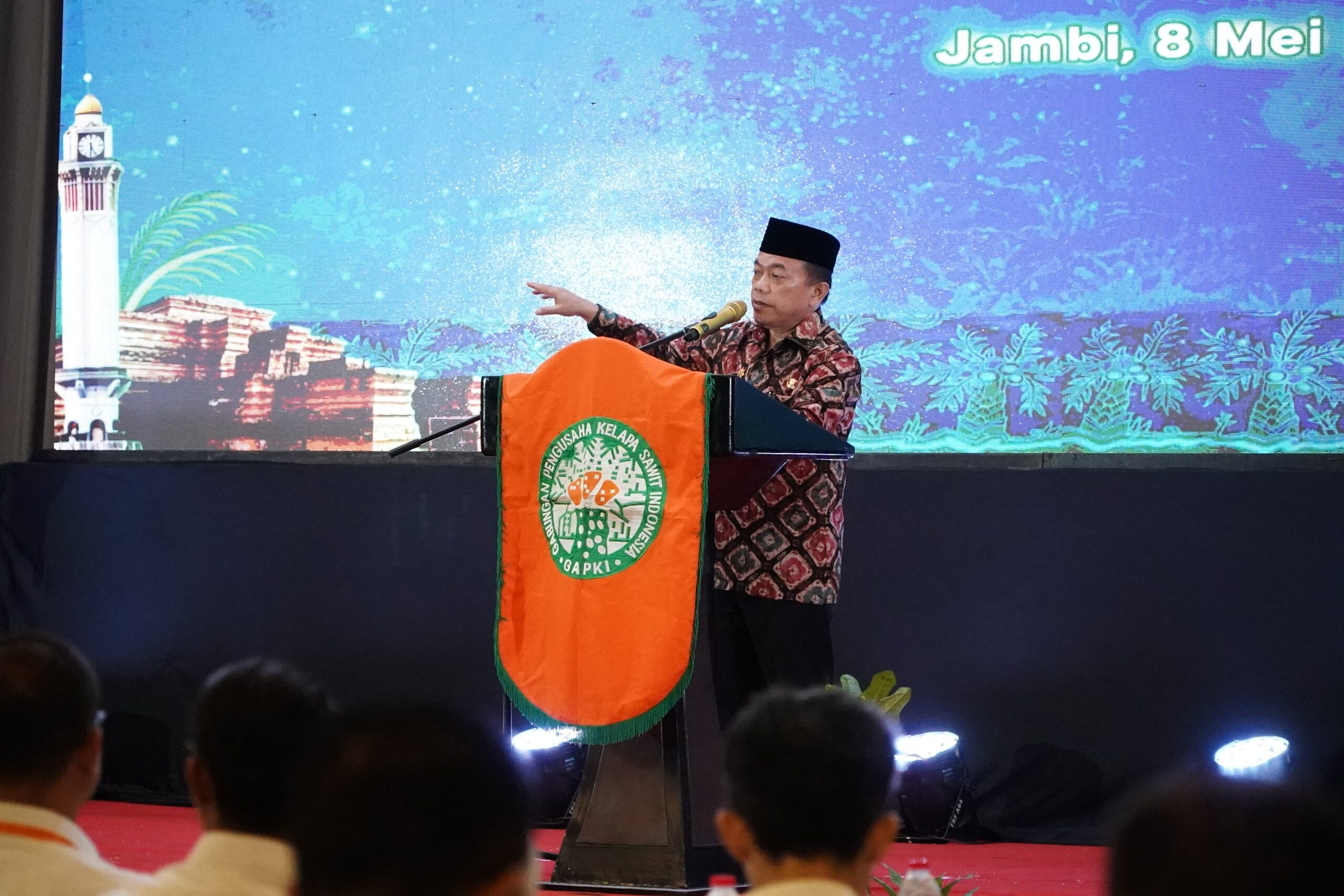 gubernur al haris