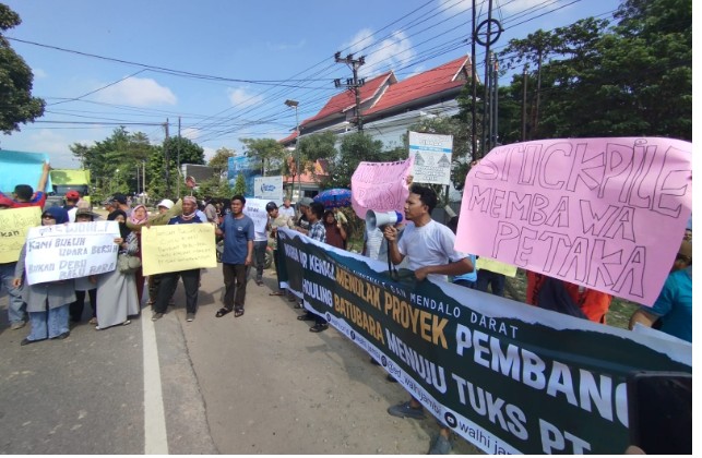 Pesan Untuk PT SAS, Warga Aur Kenali : Dalam Perjuangan Tak Ada Kata Berhenti Apalagi Mundur