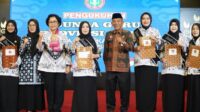 Ketua TP-PKK Provinsi Jambi, Hj. Hesnidar Haris, SE (Hesti Haris), resmi dilantik dan dikukuhkan sebagai Ibunda Guru Provinsi Jambi.