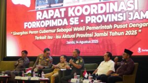 Gubernur Al Haris Tekankan Pentingnya Sinergi Program Pusat, Provinsi dan Kabupaten/Kota dalam Rapat Forkopimda Se-Provinsi Jambi