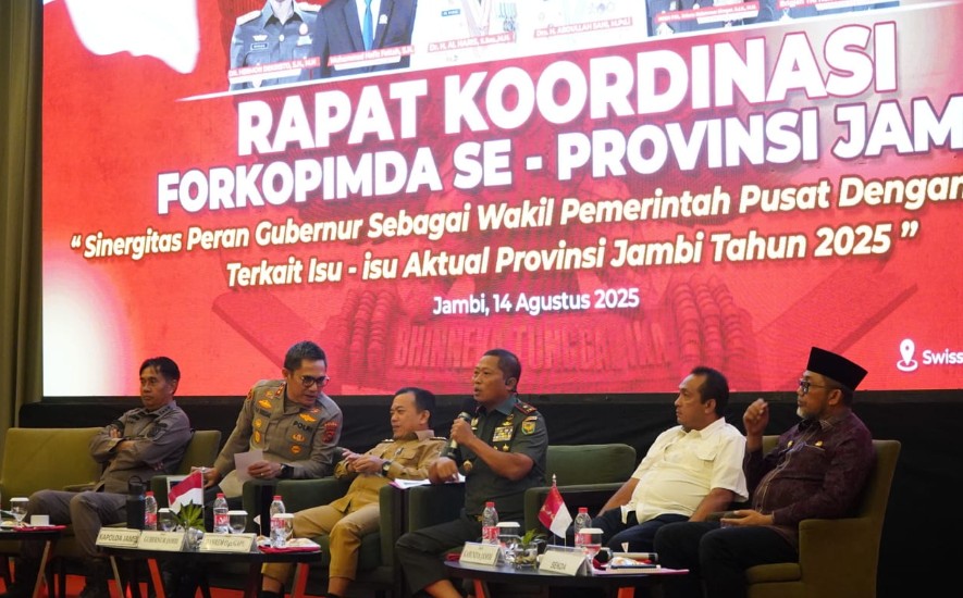 Gubernur Al Haris Tekankan Pentingnya Sinergi Program Pusat, Provinsi dan Kabupaten/Kota dalam Rapat Forkopimda Se-Provinsi Jambi