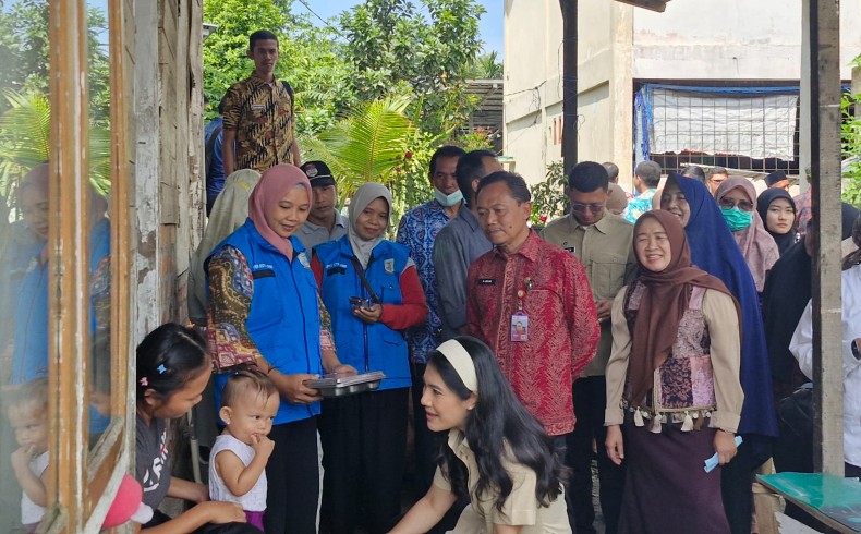 Wamen Ratu Ayu Tinjau SPPG, Hj. Hesti Haris Tegaskan Komitmen PKK Perkuat Gizi Keluarga