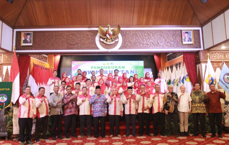 Wagub Sani Tekankan Pentingnya SDM Berkualitas dalam Pengelolaan Sumber Daya Alam
