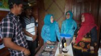 Hj. Hesti Haris Apresiasi Inovasi Rumah Kreatif Nekno dalam Pemanfaatan Limbah Sawit