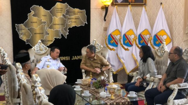 Gubernur Al Haris Audiensi Bersama Hutama Karya, Bahas Operasional Tol Tempino Sampai Simpang Ness
