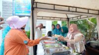 Masyarakat Antusias!!! “Sarapan Murah Rp.3000” PKK Jambi Kian Diminati