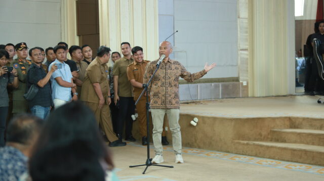 PT SAS memastikan semua perizinan perusahaan telah clear. Dipaparkan juga oleh Dirut PT SAS Ridony Gurning saat dialog dengan Gubernur, Walikota dan Kelompok BPR September lalu.