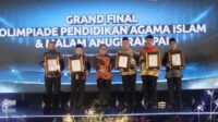 Masuk 4 Besar Nasional, Jambi Terima Anugerah Tanda Cinta PAI 2025 dari Kemenag Masuk 4 Besar Nasional, Jambi Terima Anugerah Tanda Cinta PAI 2025 dari Kemenag