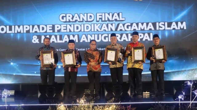 Masuk 4 Besar Nasional, Jambi Terima Anugerah Tanda Cinta PAI 2025 dari Kemenag