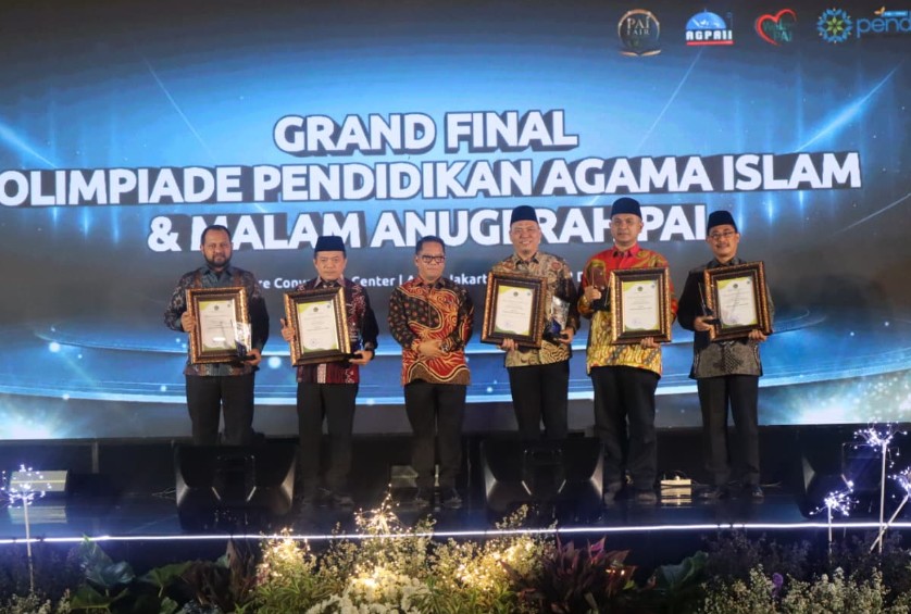 Masuk 4 Besar Nasional, Jambi Terima Anugerah Tanda Cinta PAI 2025 dari Kemenag
