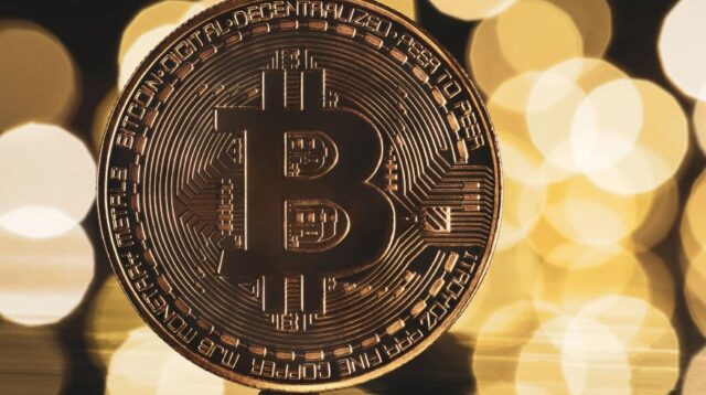 Bahaya Investasi Kripto, Blockchain, dan Bitcoin: Risiko Nyata di Balik Janji Keuntungan Fantastis