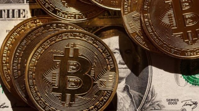 Sejarah Bitcoin dan Bahaya Investasi Bitcoin: Mengapa Banyak Orang Masuk dengan Harapan, Keluar dengan Penyesalan