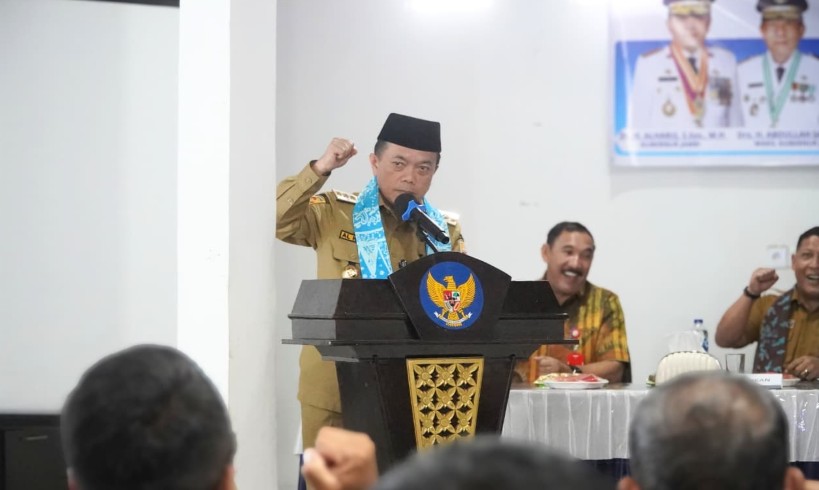 Gubernur Al Haris Kumpulkan Semua Kepsek SMA/SMK/SLB se-Provinsi Jambi