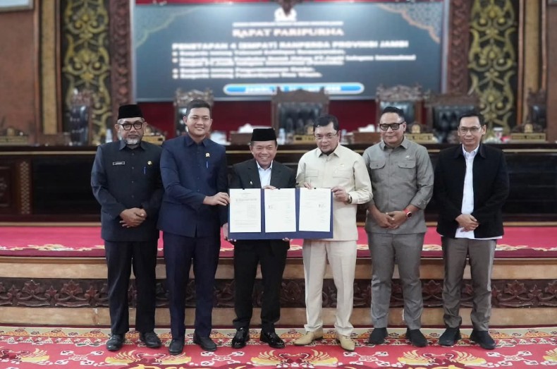 Gubernur Al Haris: Pengambilan Keputusan 4 Ranperda Tunjukkan Komitmen Pembangunan Provinsi Jambi