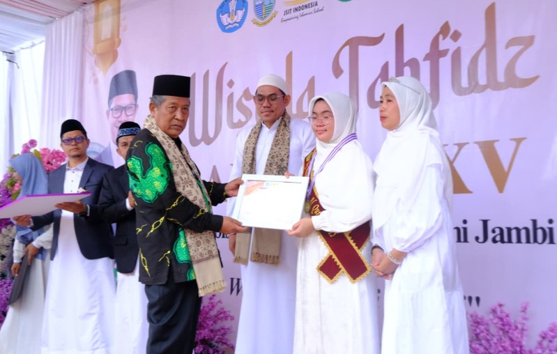 Wagub Sani Hadiri Wisuda Tahfiz Qur'an, Generasi Hafiz Qur'an Harapan Bangsa Berakhlak Mulia