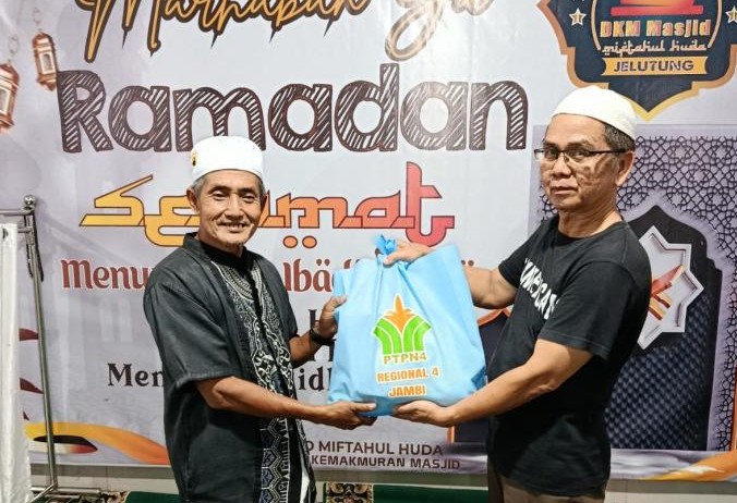 PTPN IV Regional IV Kirim 100 Hampers ke Masjid-masjid