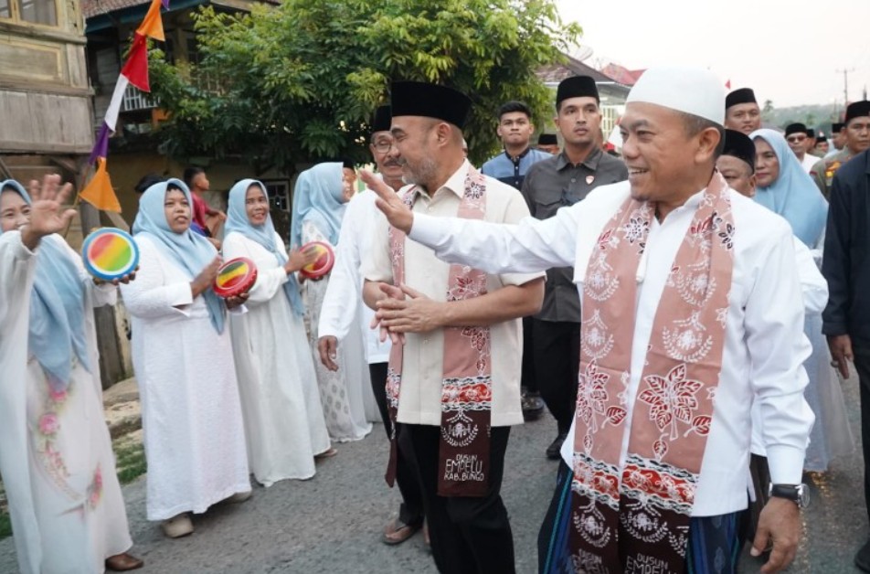 Mengenang H. Hanafi di Masjid Tertua Bungo, Gubernur Al Haris Teguhkan Pembangunan untuk Rakyat