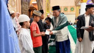Qiyammul Lail Itikab Malam ke-25 Ramadhan: Wagub Sani Sholat Hajat, Tahajud, Taubah dan Hadiri Milad ke-8 Pejuang Subuh
