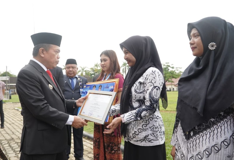 Peringati Hari Otoda dan Hardiknas di Bungo, Gubernur Al Haris Dorong Pendidikan Berkualitas dan Sinergi Semua Pihak