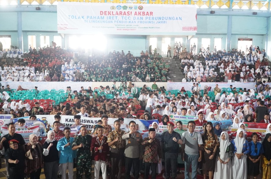 Belasan Ribu Pelajar Jambi Deklarasi Tolak IRET, TCC dan Bullying