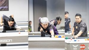 Atlet PT SAS Jhoni Setiawan (kanan) raih posisi 16 besar dalam kejuaraan 9 Ball International Open Handicap. Dua atlit lainnya ikut turun yaitu Andreas (tengah) dan Rio Setiadi (kiri)