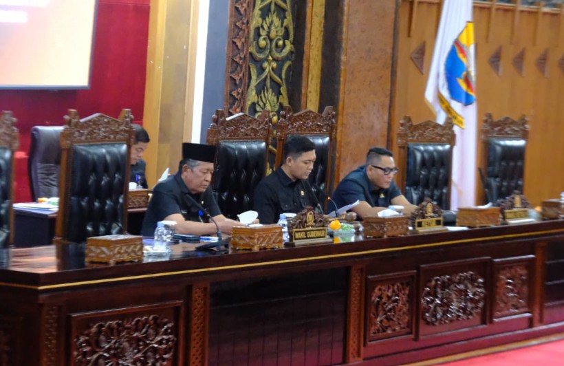Wagub Sani: 5 Ranperda Inisiatif DPRD Beri Manfaat Positif dan Dorong Kelancaran Penyelenggaraan Pemerintahan