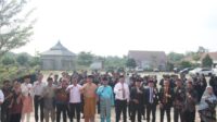 Lepas 219 Siswa PKL SMKN 6 Kota Jambi, Wagub Sani Dorong Generasi Siap Kerja dan Berdaya Saing Nasional Lepas 219 Siswa PKL SMKN 6 Kota Jambi, Wagub Sani Dorong Generasi Siap Kerja dan Berdaya Saing Nasional