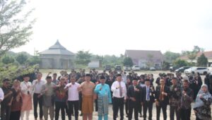 Lepas 219 Siswa PKL SMKN 6 Kota Jambi, Wagub Sani Dorong Generasi Siap Kerja dan Berdaya Saing Nasional