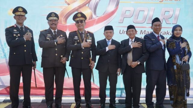Gubernur Al Haris Hadiri Upacara Hari Bhayangkara ke-80, Apresiasi Pengabdian Polri untuk Bangsa dan Daerah