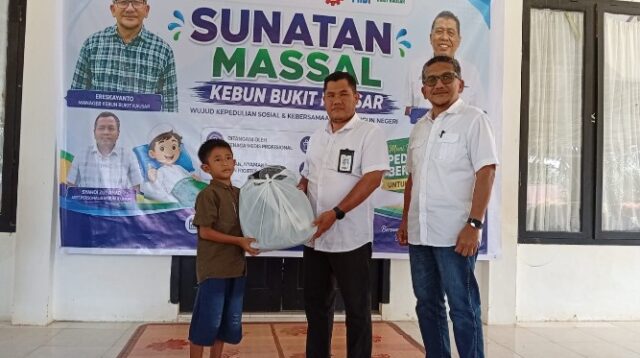 Kebun Bukit Kausar PTPN IV Regional IV Sunat Massal 50 Anak