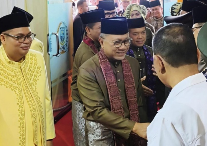 Temui Menko Zulhas, Gubernur Al Haris Tagih Kelanjutan Pelabuhan Ujung Jabung