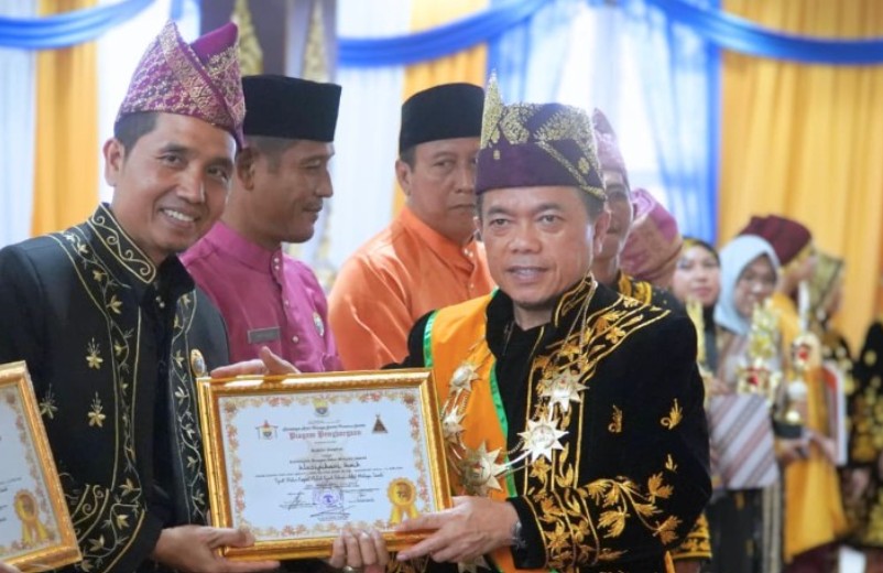 Puncak Hari Adat Melayu Jambi 2026, Gubernur Al Haris Ajak Masyarakat Perkuat Jati Diri dan Lestarikan Adat Melayu Jambi