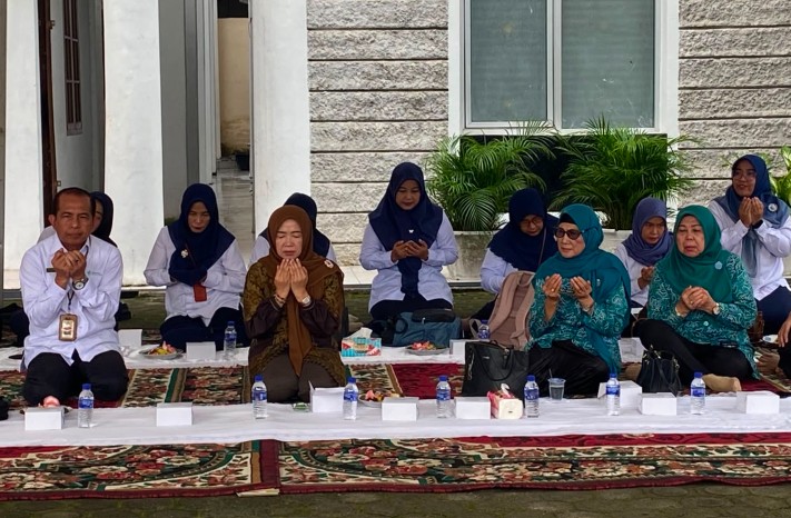 Hj. Hesti Haris Bersama Poltekkes Kemenkes Jambi Gelar Pojok Berkah untuk Tingkatkan Gizi Masyarakat