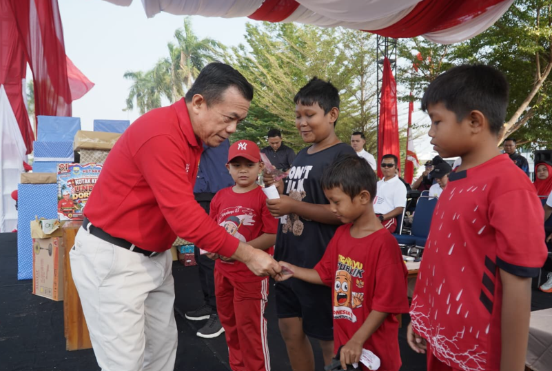 Jalan Santai Meriahkan HUT ke-81 RI, Al Haris Serukan Semangat Kebangsaa