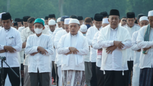 Kemarau Lima Bulan, Pemprov Jambi Gelar Salat Istisqa, Gubernur Al Haris: Kita Bermunajat kepada Allah